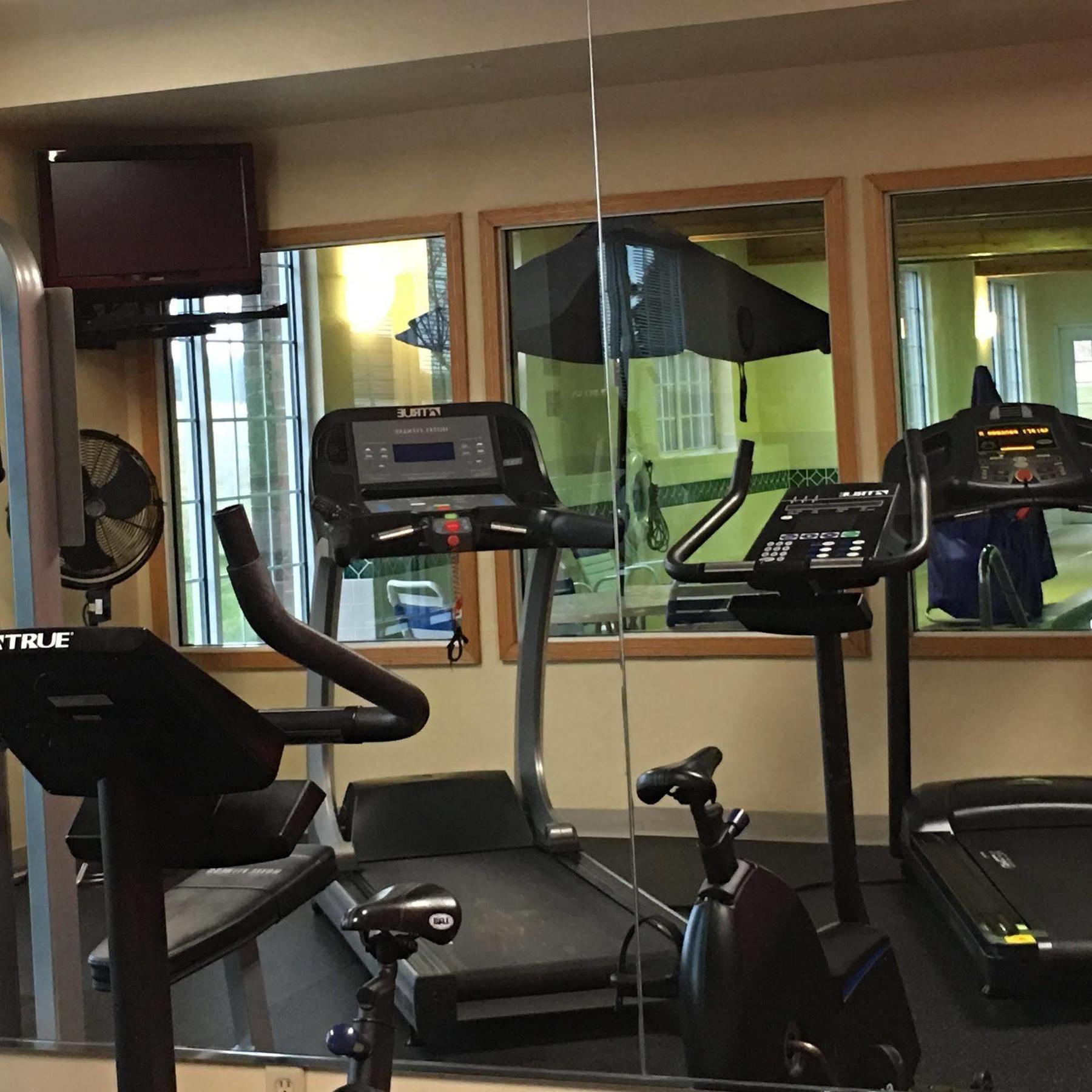Country Inn & Suites By Radisson Kenosha - Pleasant Prairie Экстерьер фото