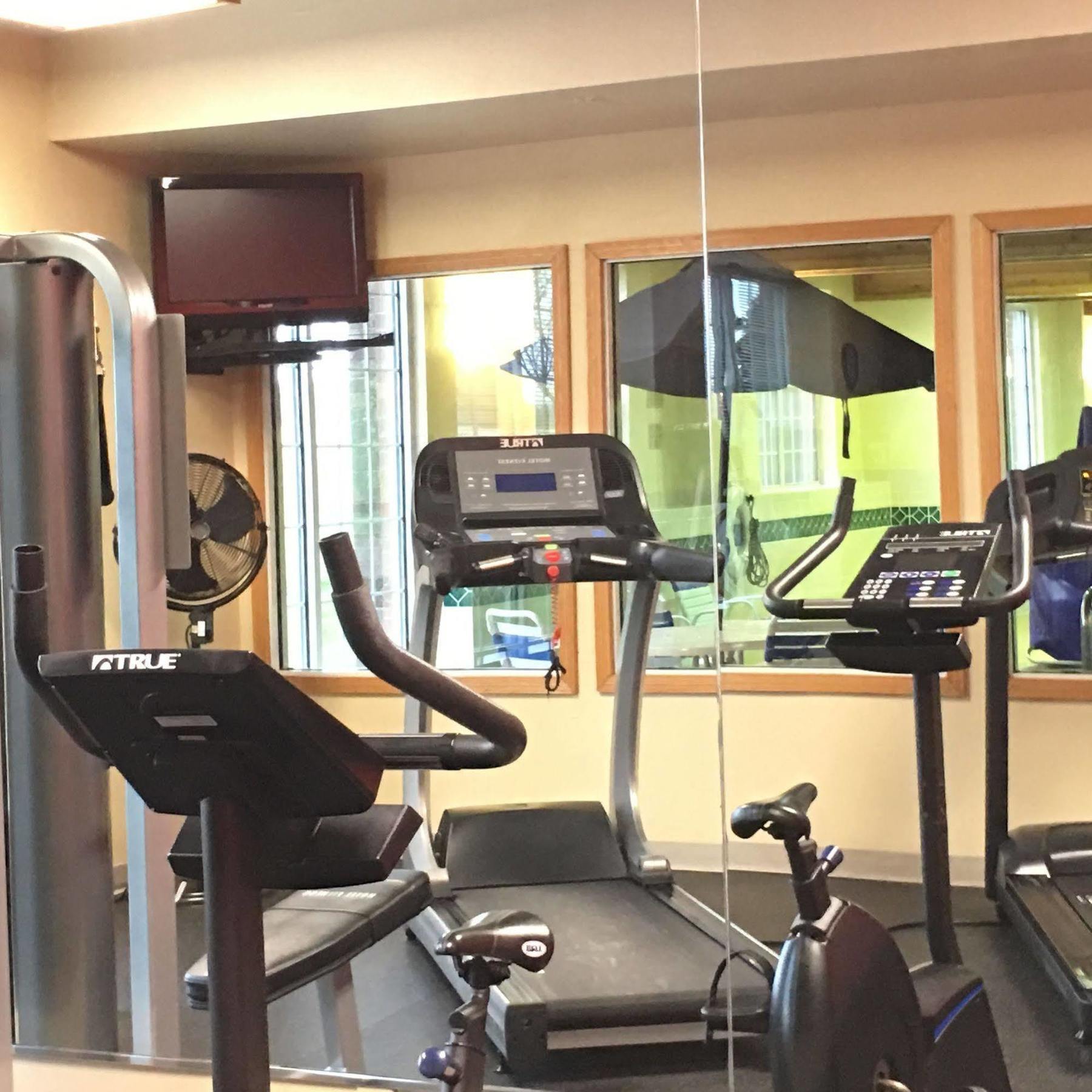 Country Inn & Suites By Radisson Kenosha - Pleasant Prairie Экстерьер фото