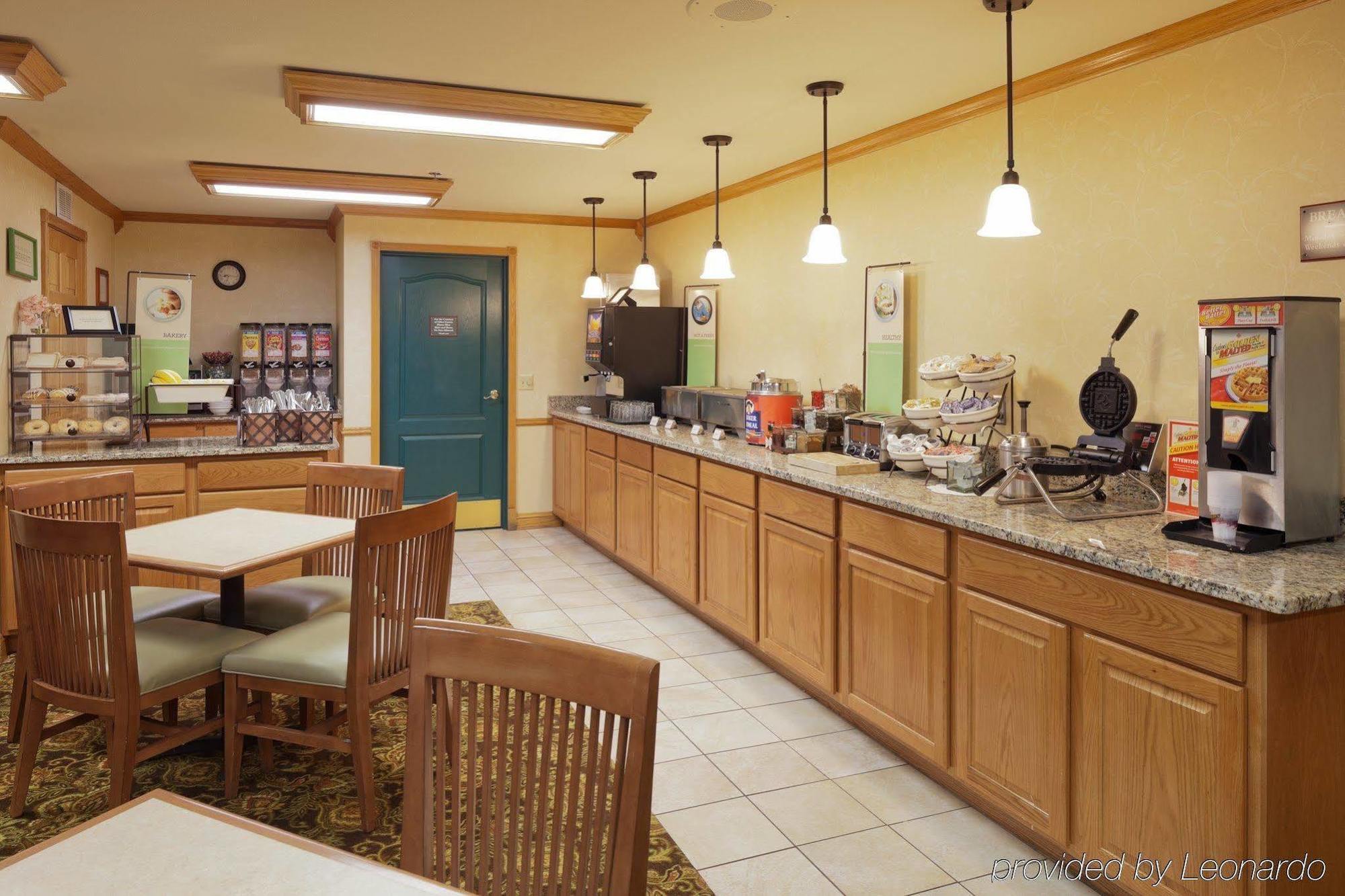 Country Inn & Suites By Radisson Kenosha - Pleasant Prairie Экстерьер фото